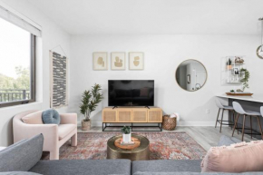 Spacious 2BR in Meridian Kessler by CozySuites